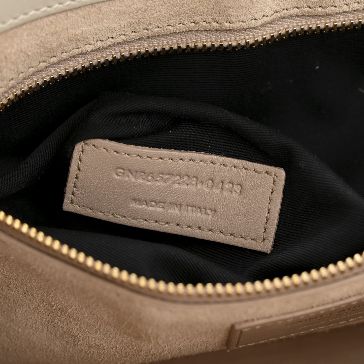 Smooth Calfskin Le 5 A 7 Hobo Crema Soft