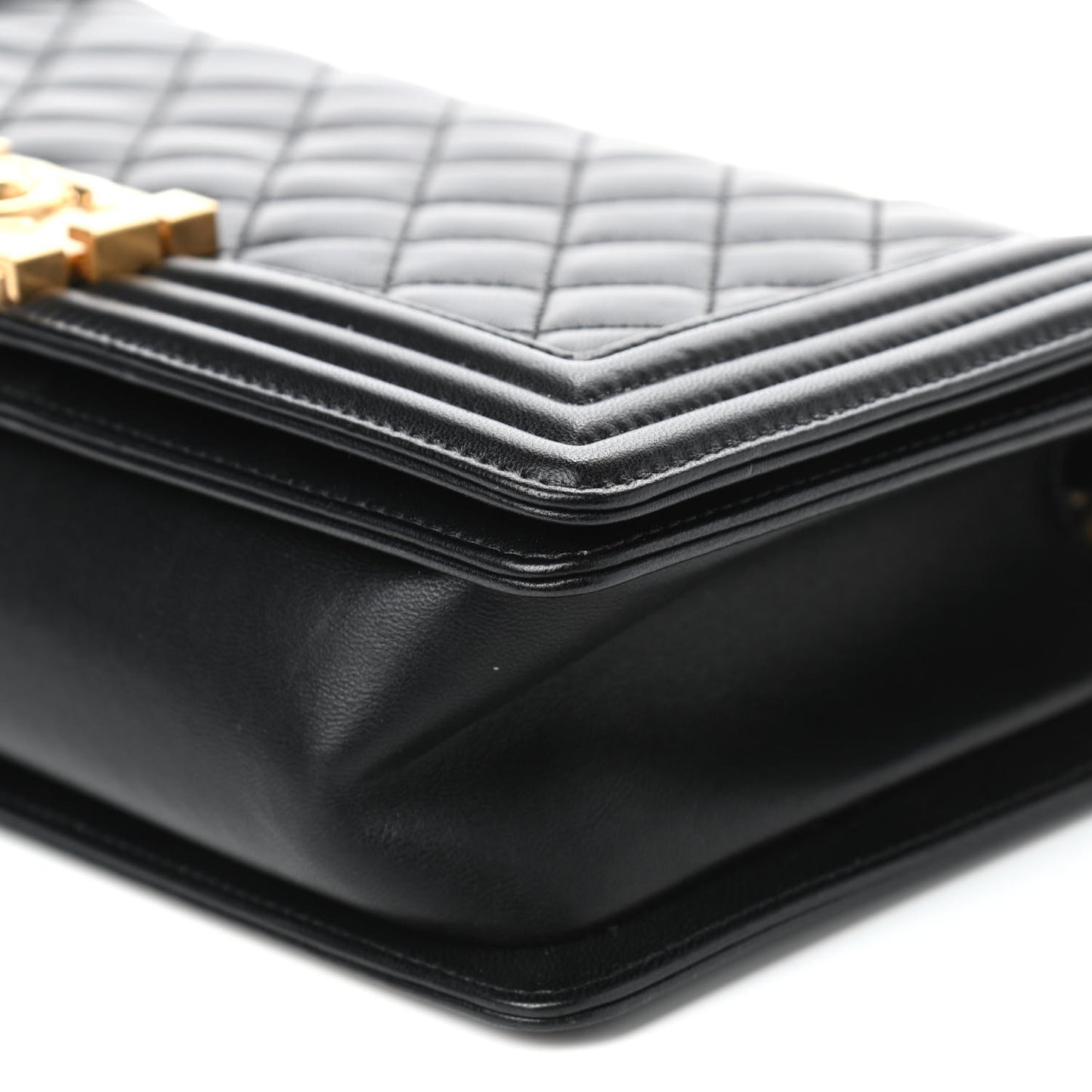 Lambskin Quilted Medium Boy Flap Black