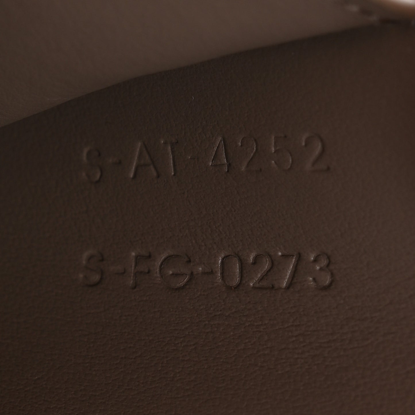 Shiny Calfskin Small Triomphe Wallet Pebble