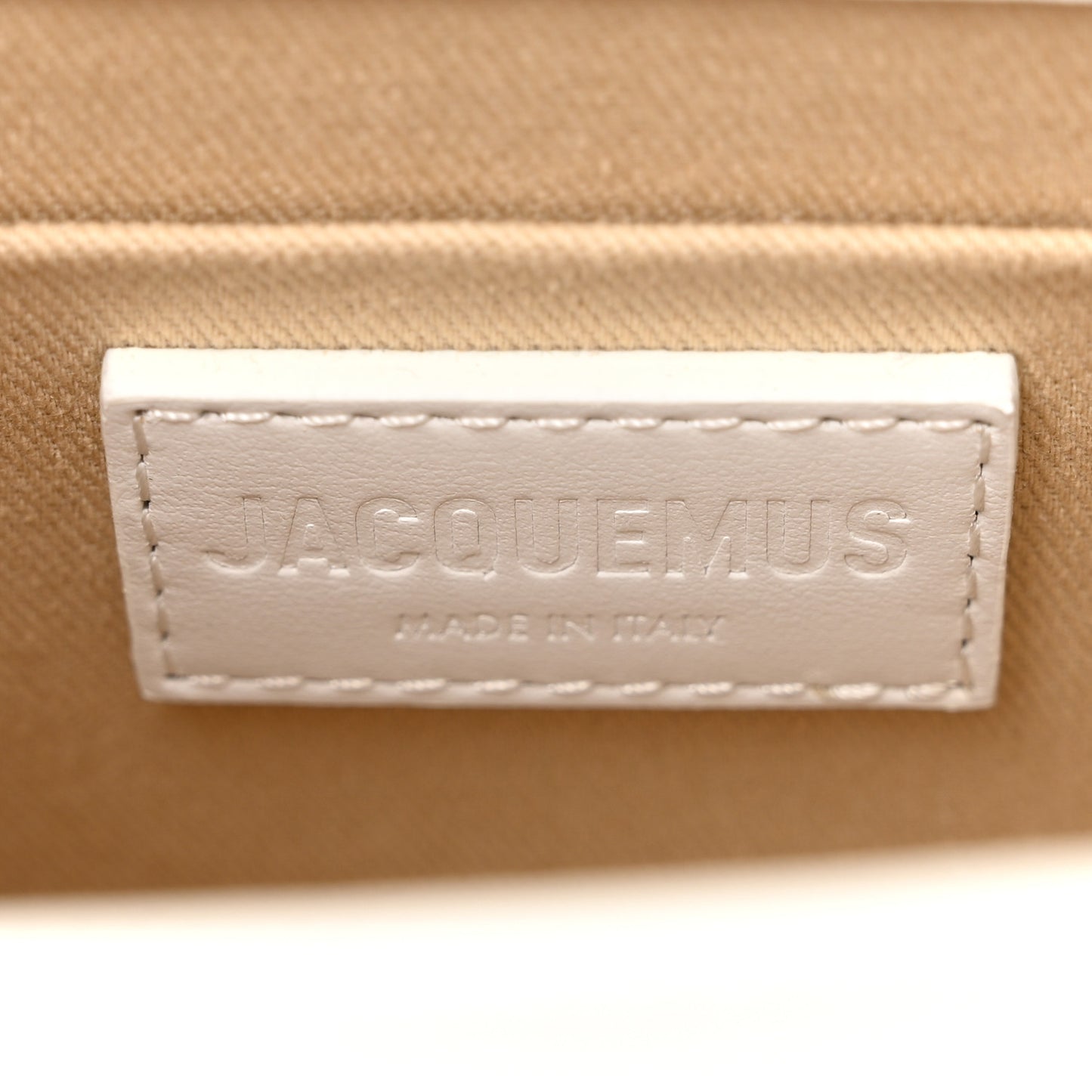 Smooth Calfskin Le Chiquito Moyen White