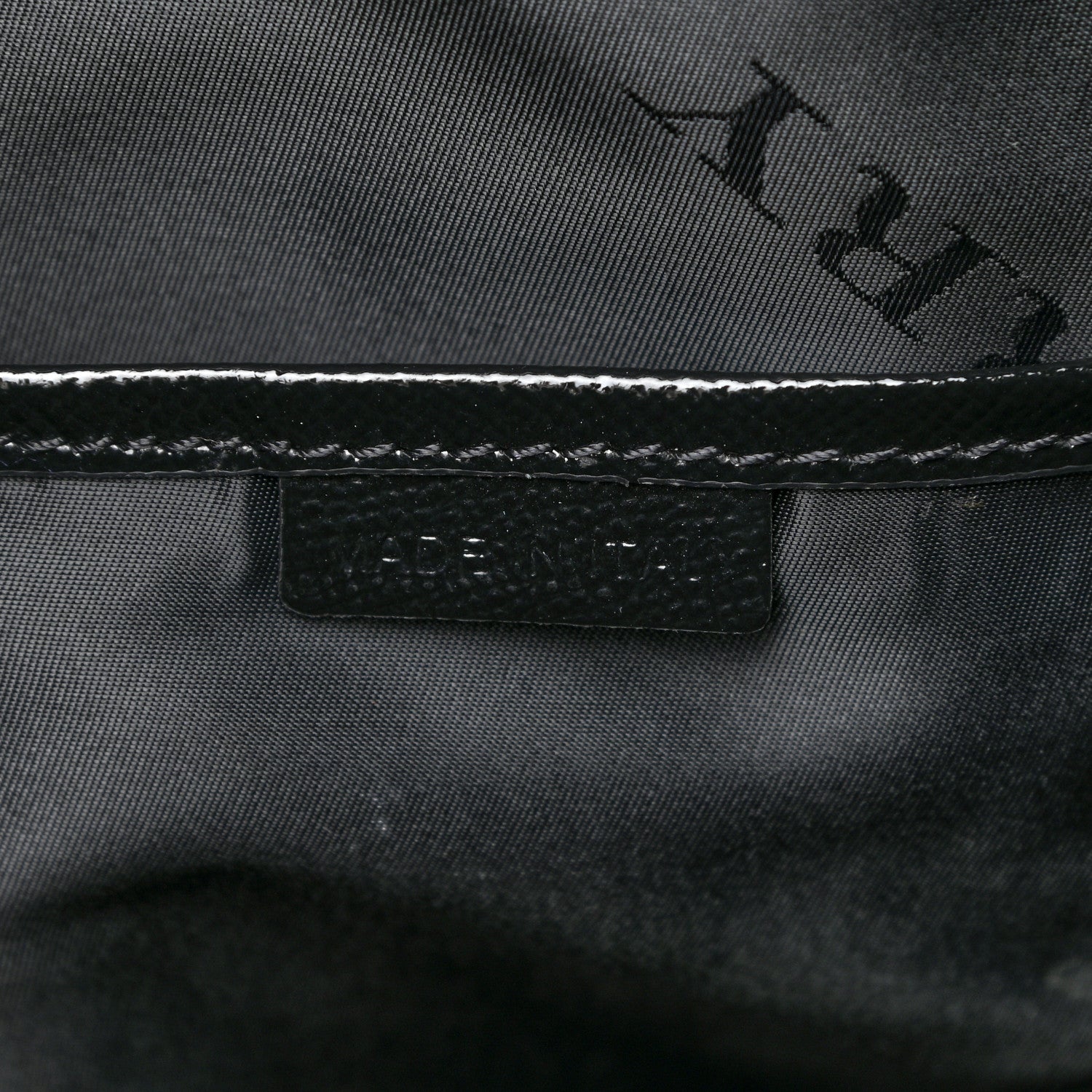 Burberry Patent Large Somerford Tote Black 6 of 20