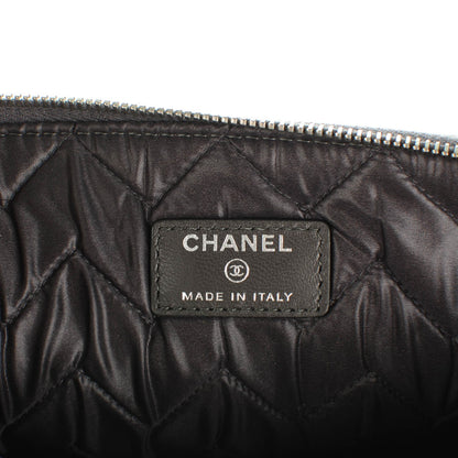 Chanel Distressed Patent Chevron Quilted Medium CC Crossing Cosmetic Case Grey 6 of 7