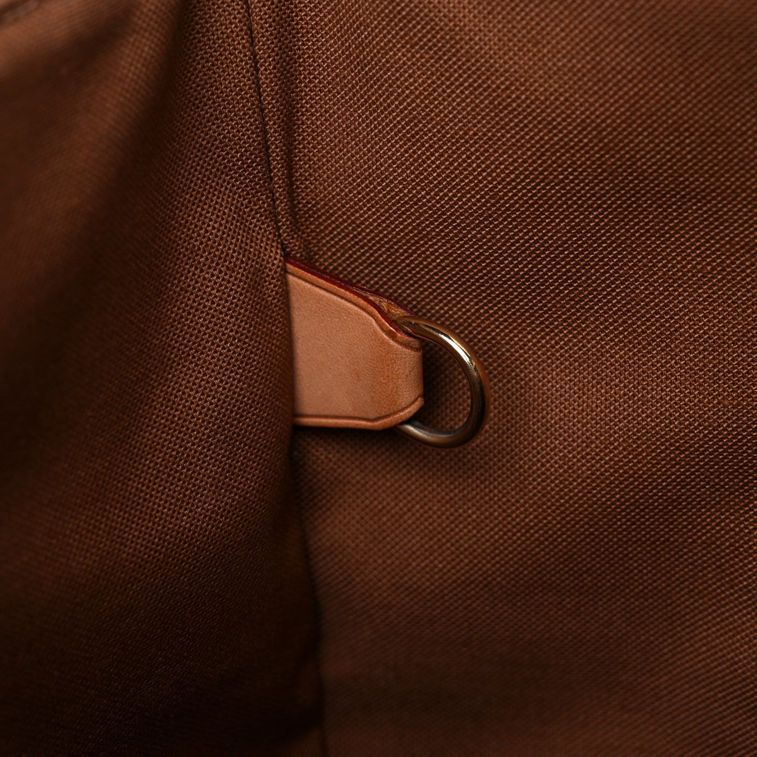 Louis Vuitton Monogram Totally MM 11 of 29