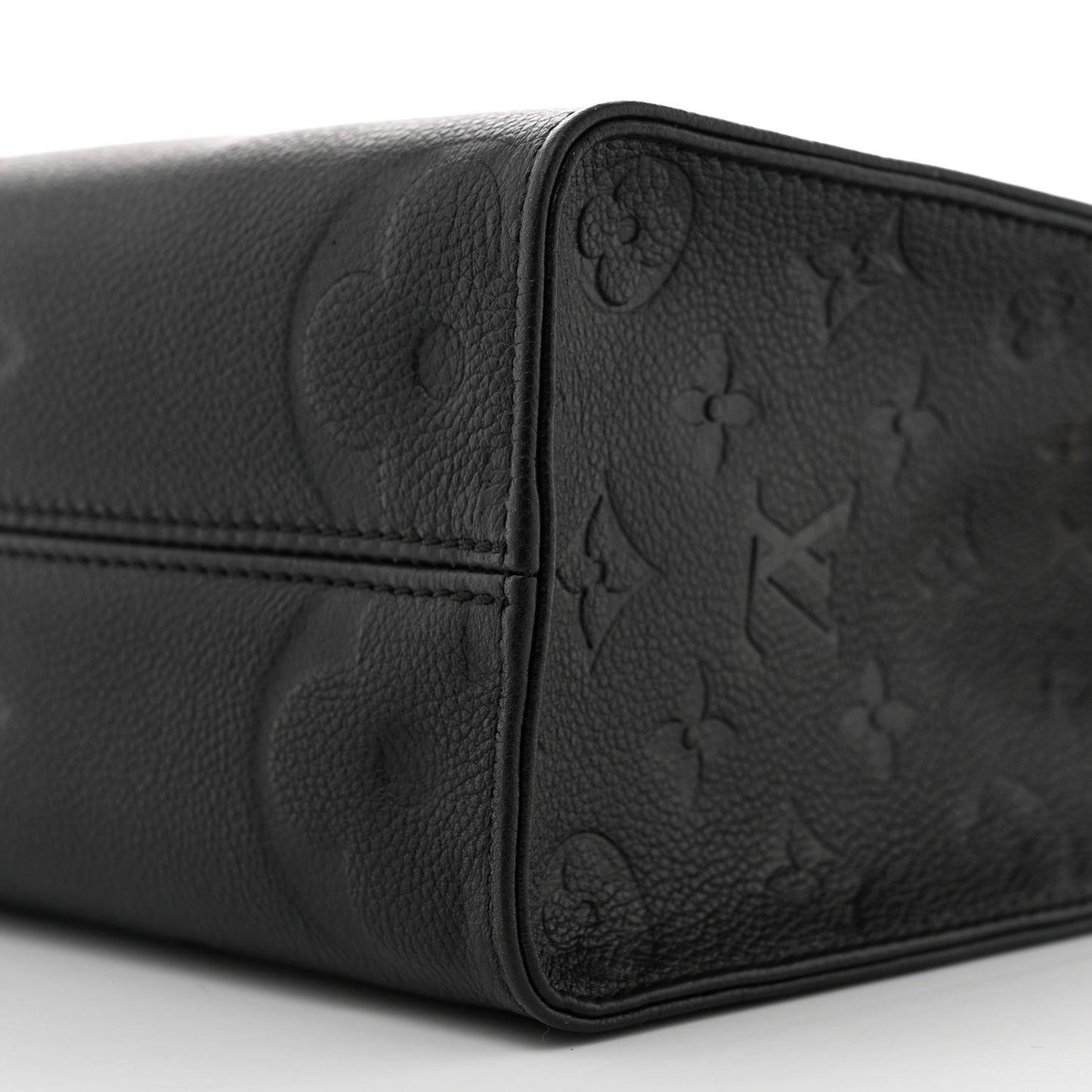 Empreinte Monogram Giant Onthego PM Black