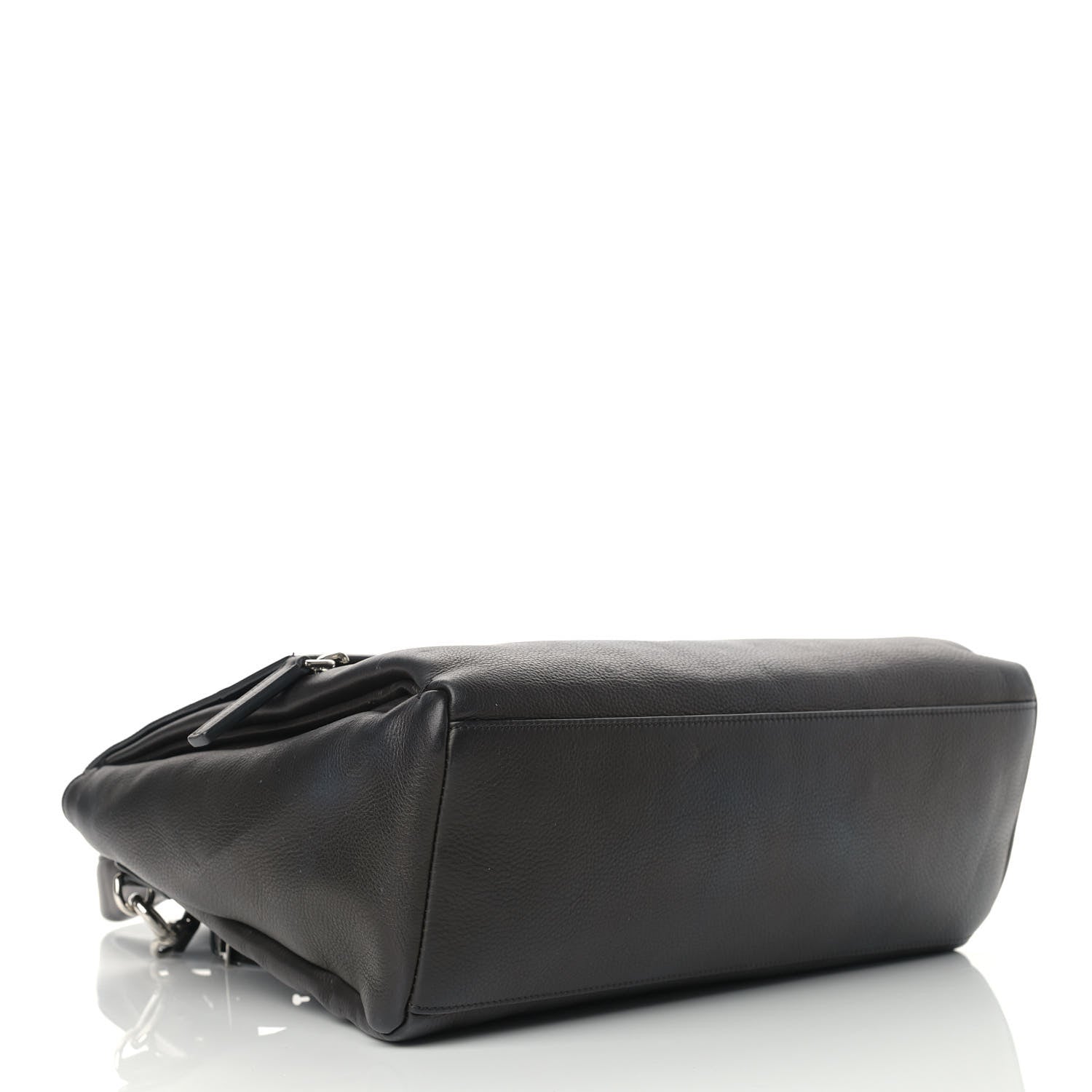 Givenchy Waxy Grained Calfskin Medium Pandora Pure Flap Bag Black 4 of 13