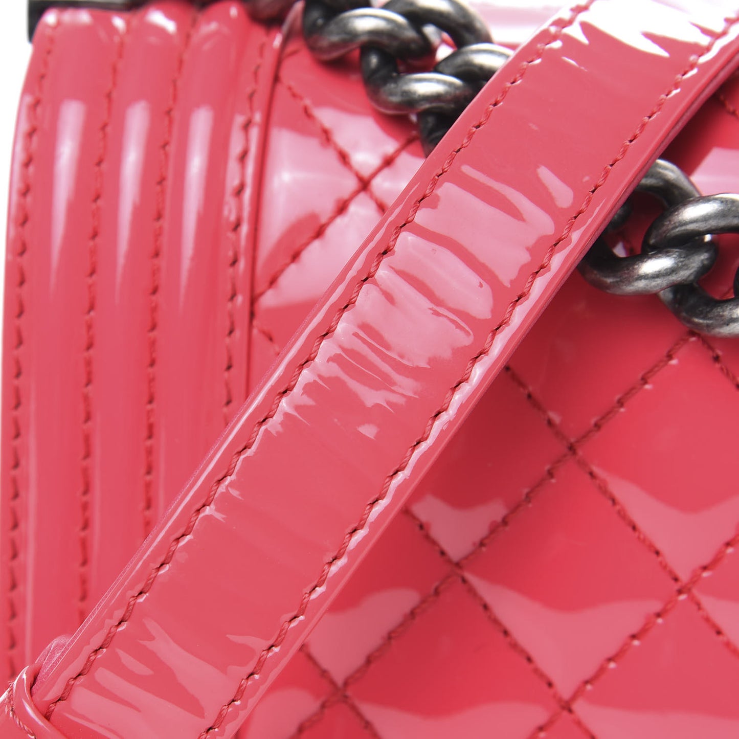 Patent Calfskin Enamel Quilted Medium Boy Flap Pink
