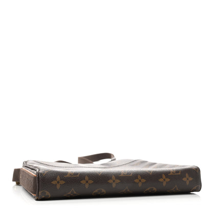 Louis Vuitton Monogram Trotteur Beaubourg 5 of 9