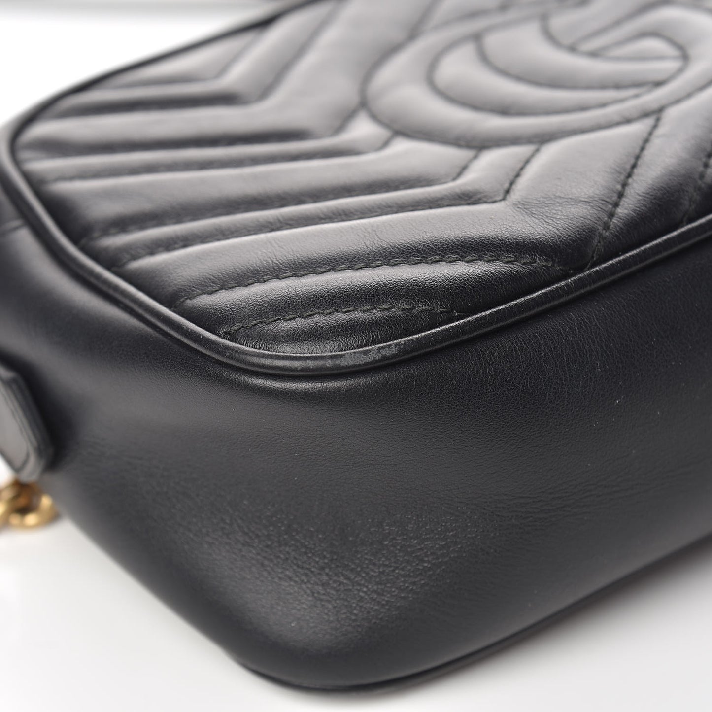 Calfskin Matelasse Small GG Marmont Chain Shoulder Bag Black