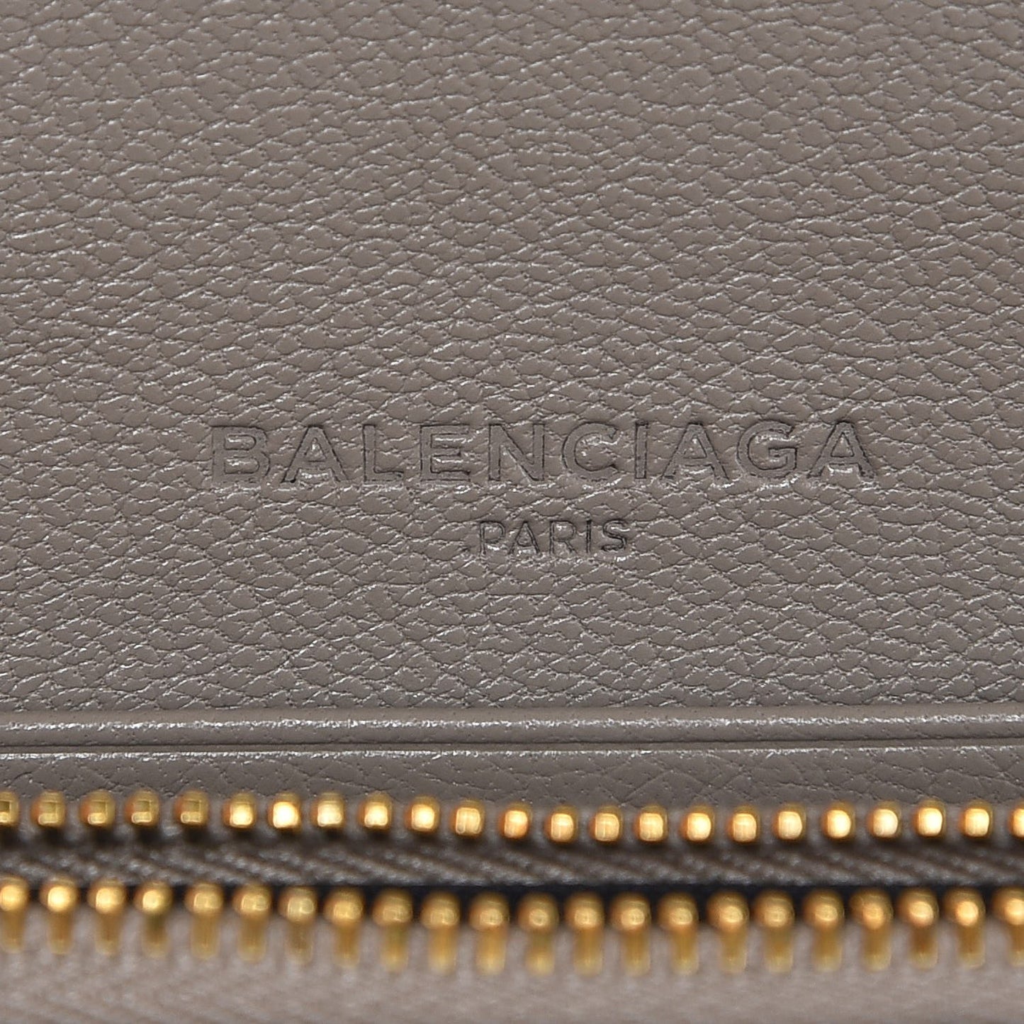 Chevre Gold Metallic Edge Hardware Money Wallet Gris Taupe