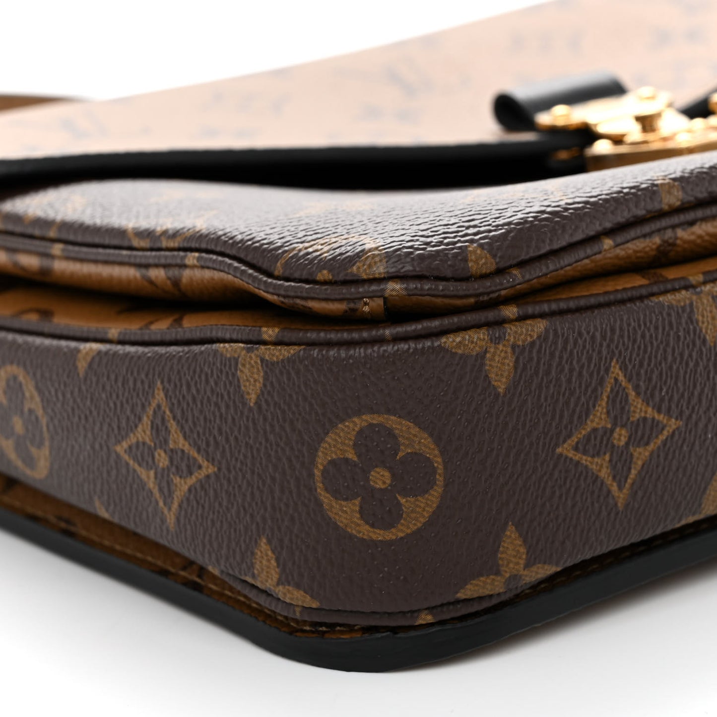 Reverse Monogram Pochette Metis