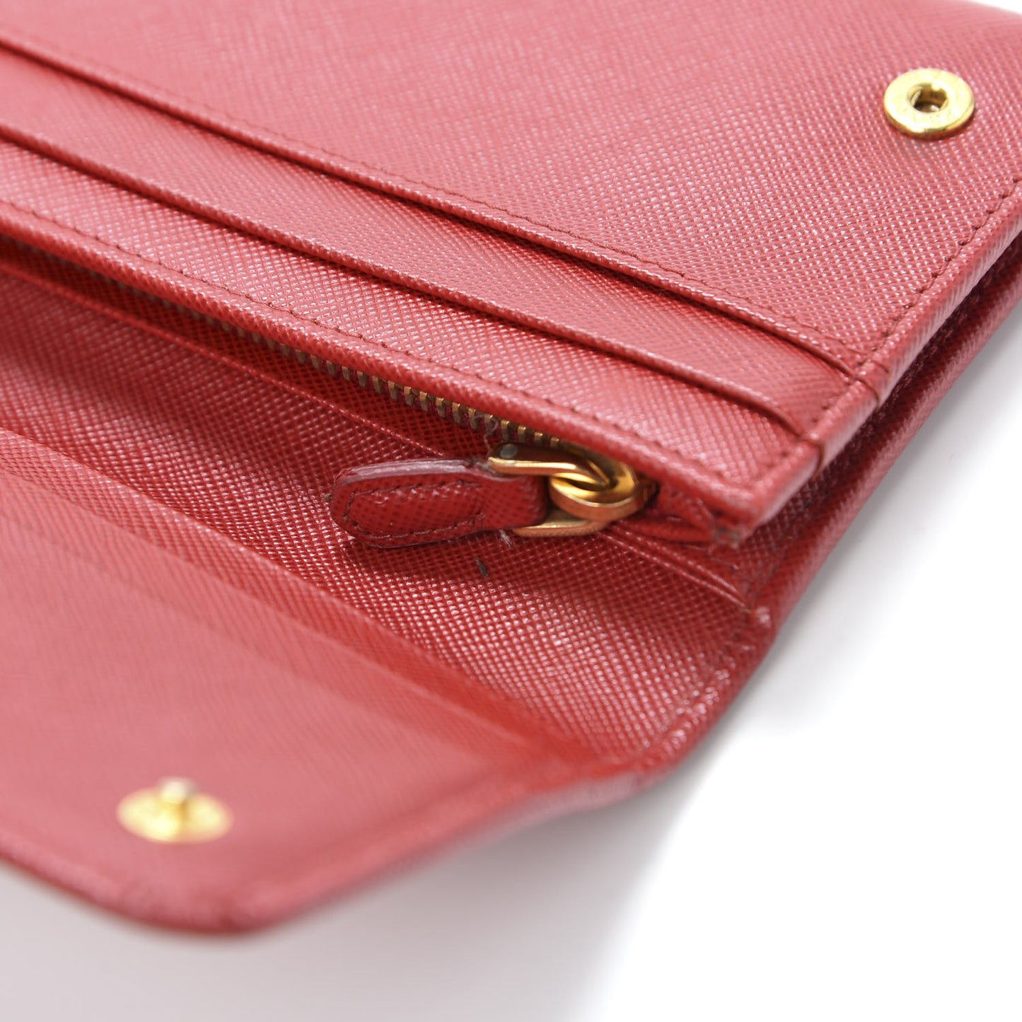 Saffiano Triangle Continental Flap Wallet Fuoco