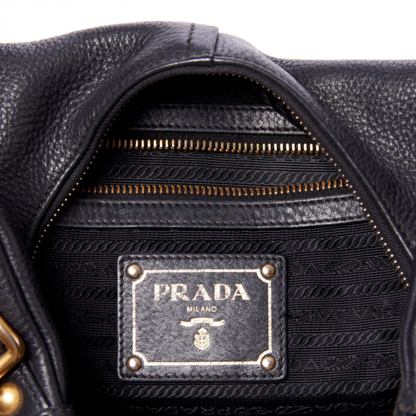 Vitello Daino Hobo Black