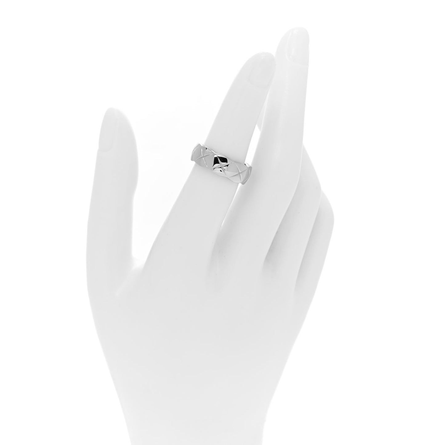 18K White Gold Small Coco Crush Ring 51 5.75