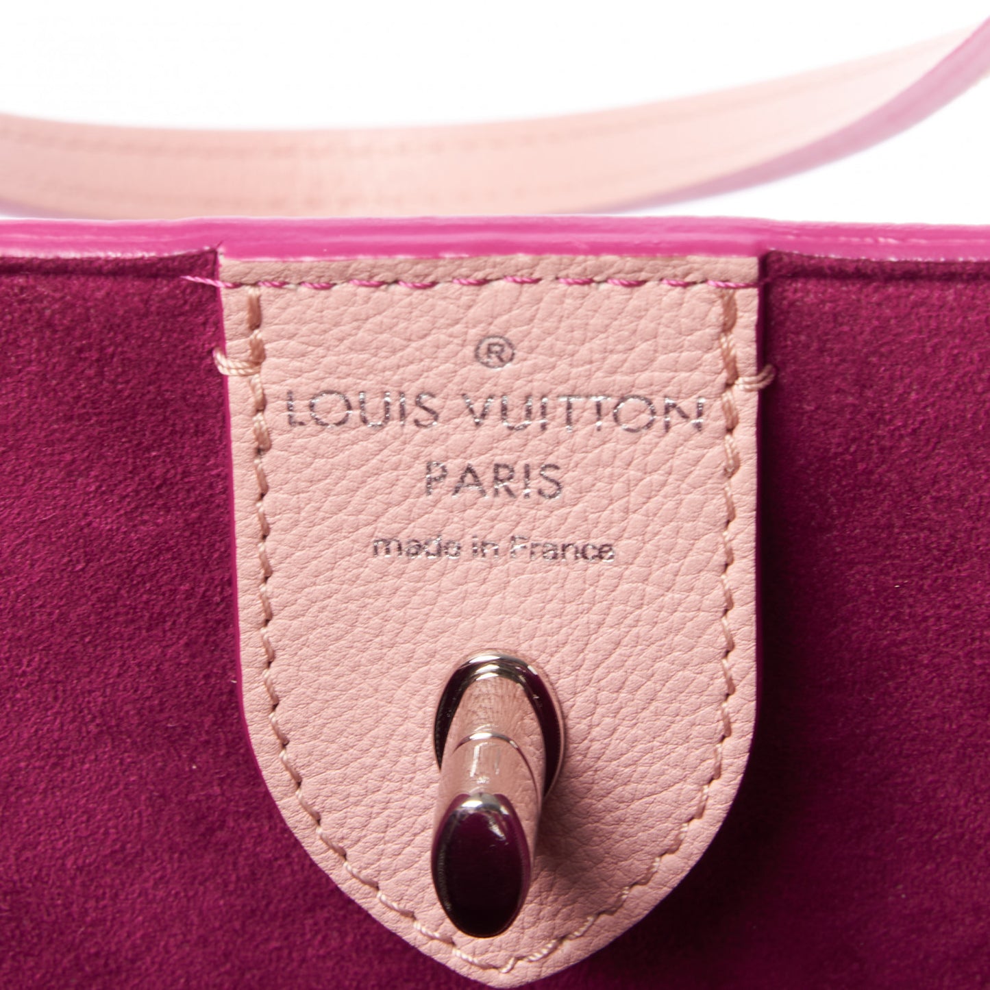 Calfskin Perforated Lockme Cabas Rose Poudre Creme