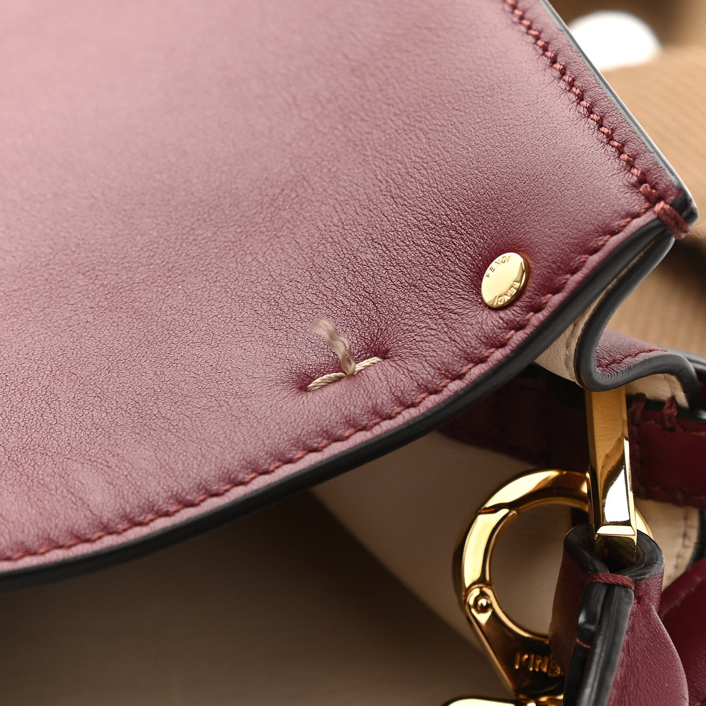 Vitello Seta Medium Peekaboo X-Lite Burgundy Beige
