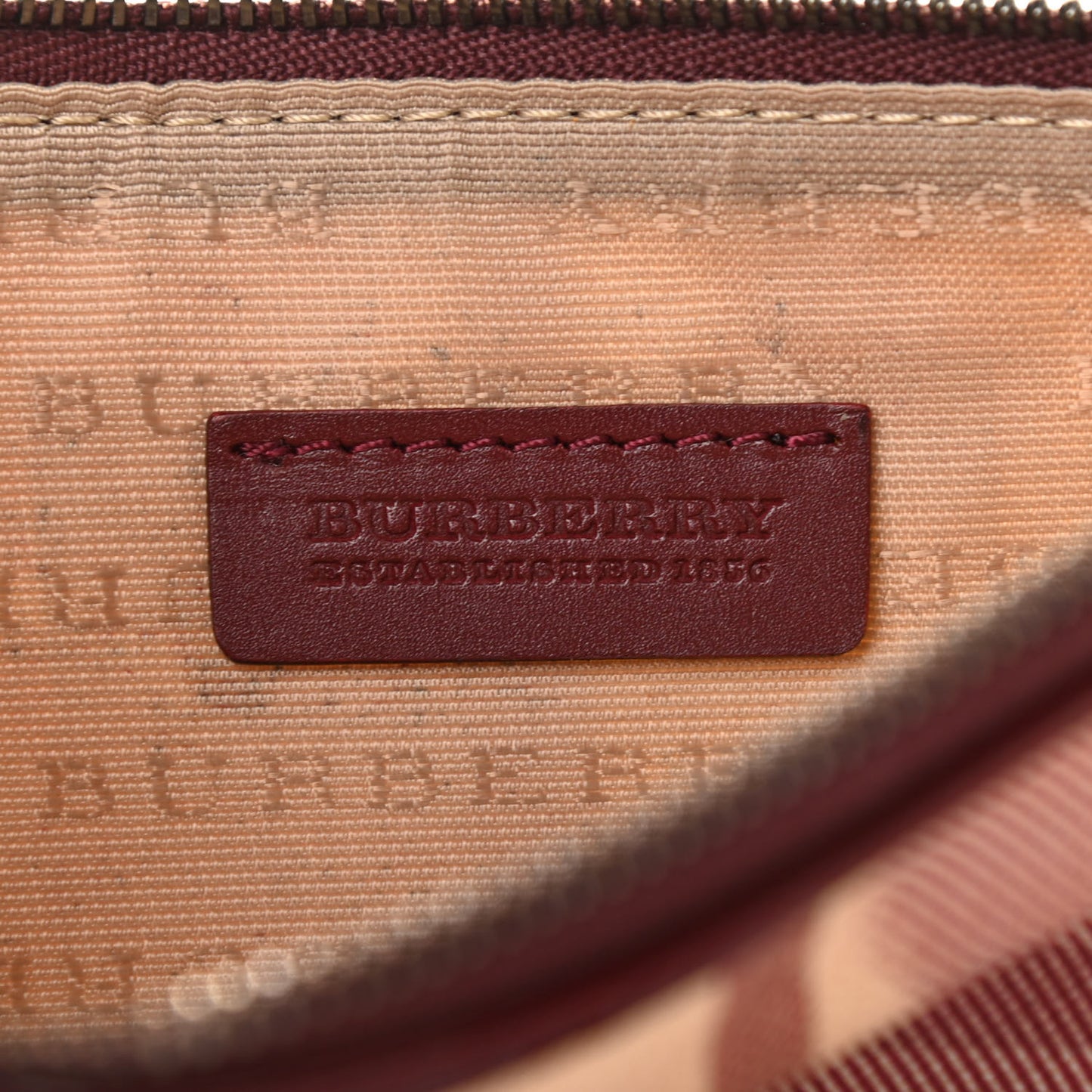 Nova Check Heart Wristlet Berry Red