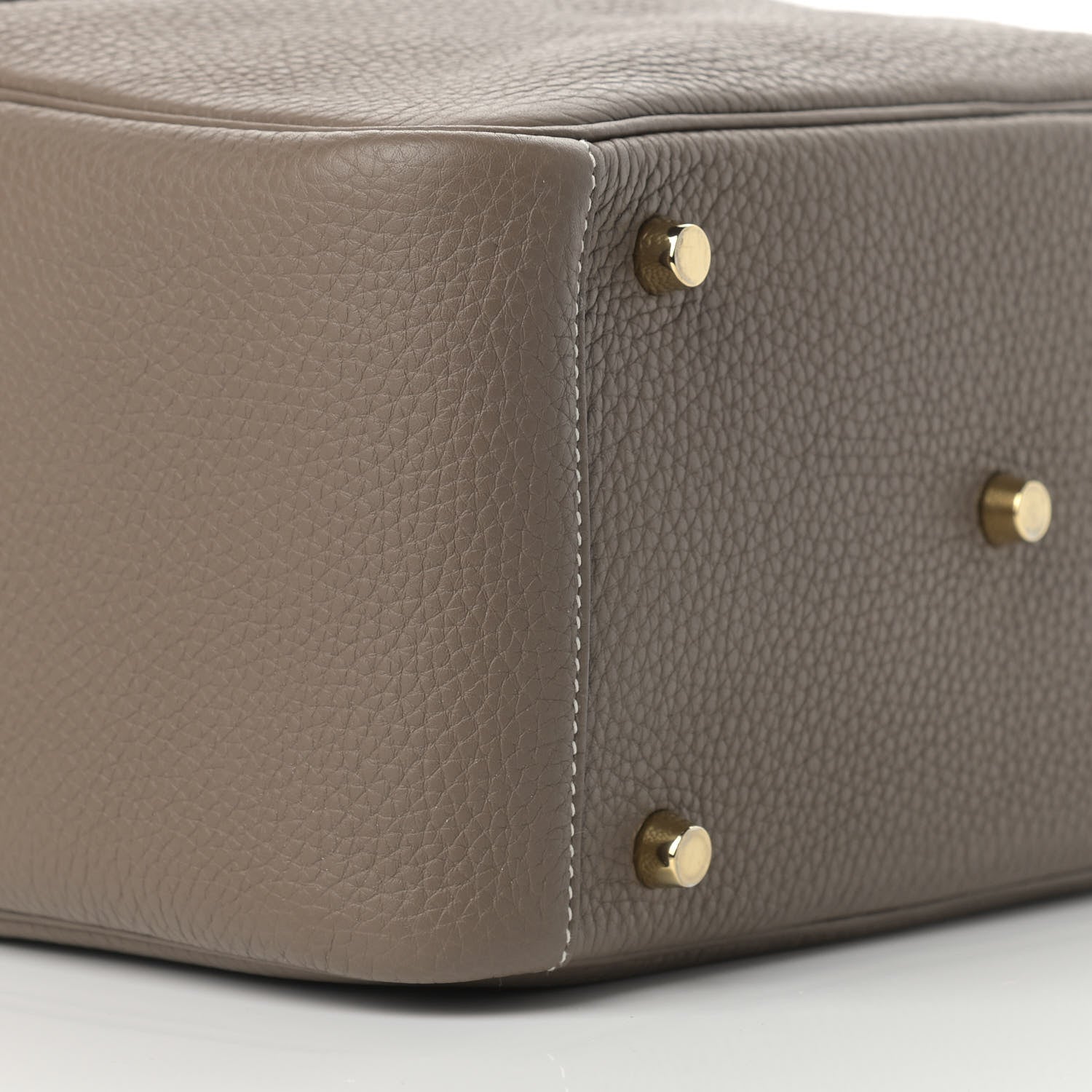 Hermes Taurillon Clemence Lindy 26 Etoupe 8 of 9