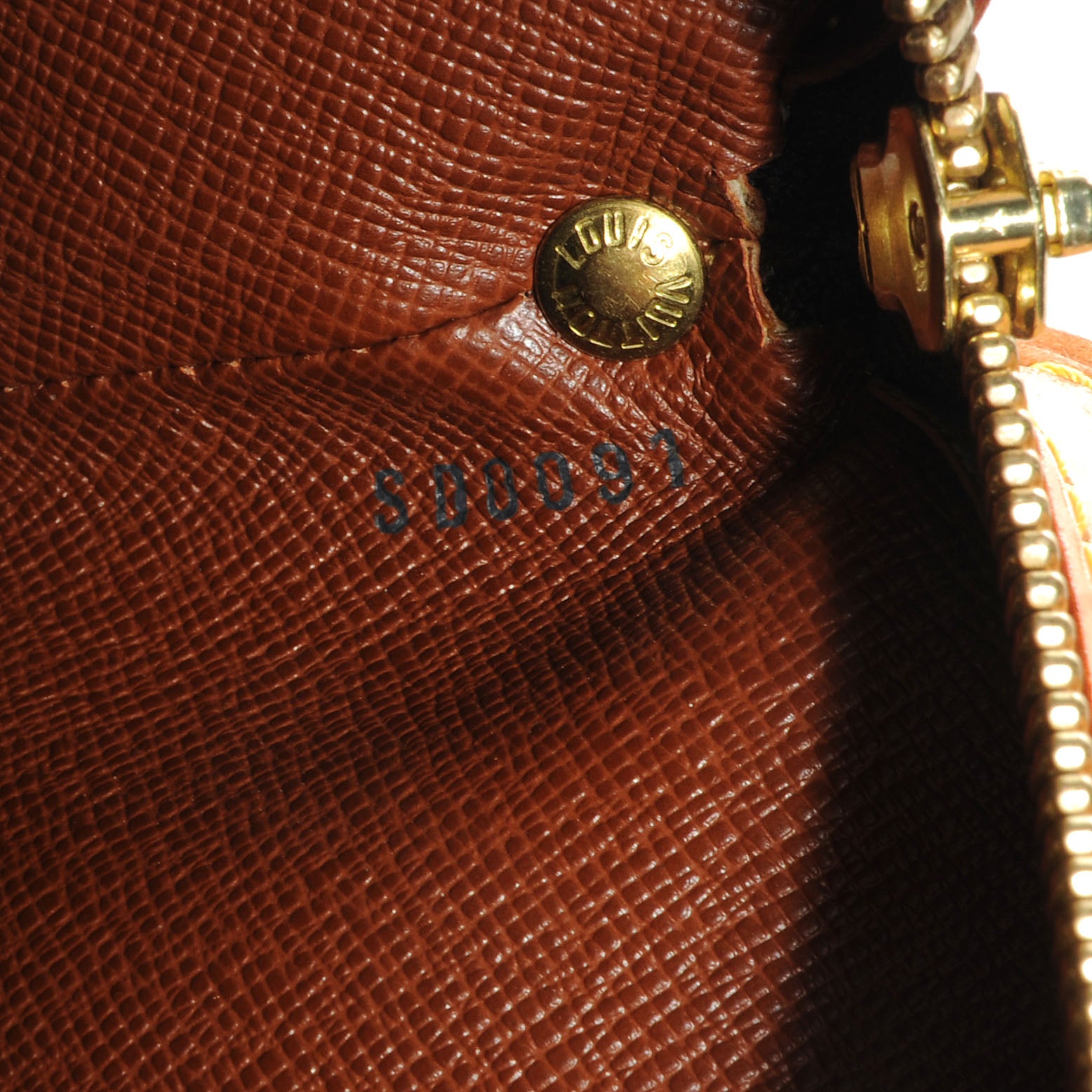 Louis Vuitton Monogram Drouot 7 of 7
