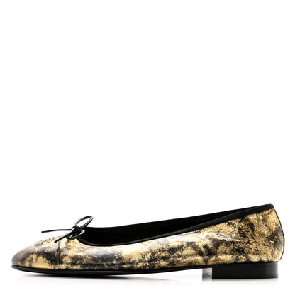 Chanel Laminated Suede Goatskin Cap Toe CC Ballerina Flats 40 Gold 1 of 9