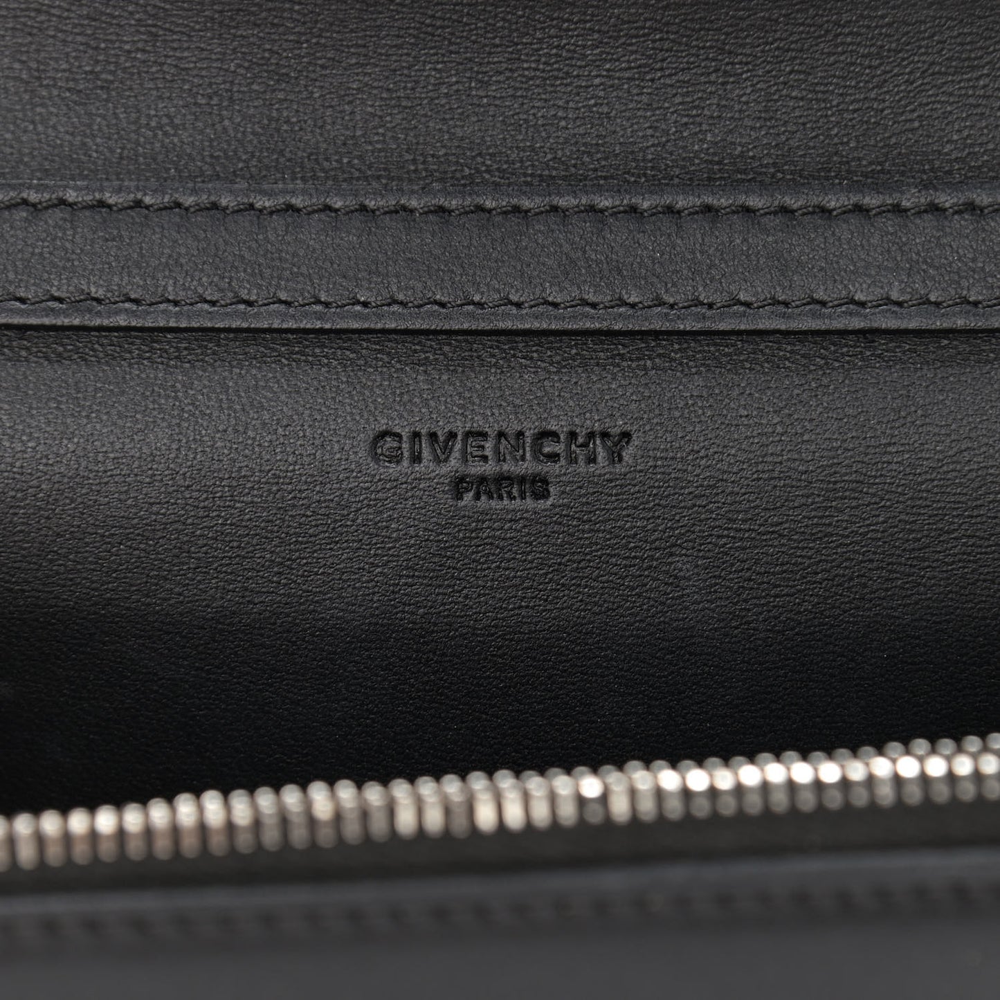 Calfskin Star Pandora Chain Wallet Black