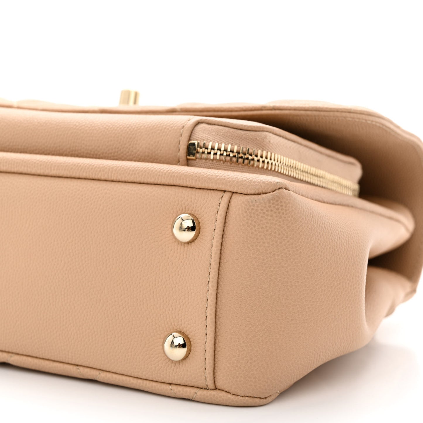 Caviar Quilted Medium Business Affinity Flap Beige