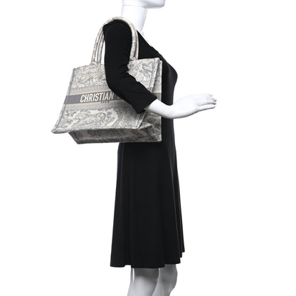Christian Dior Canvas Embroidered Medium Dioriviera Toile De Jouy Book Tote Gray 2 of 17