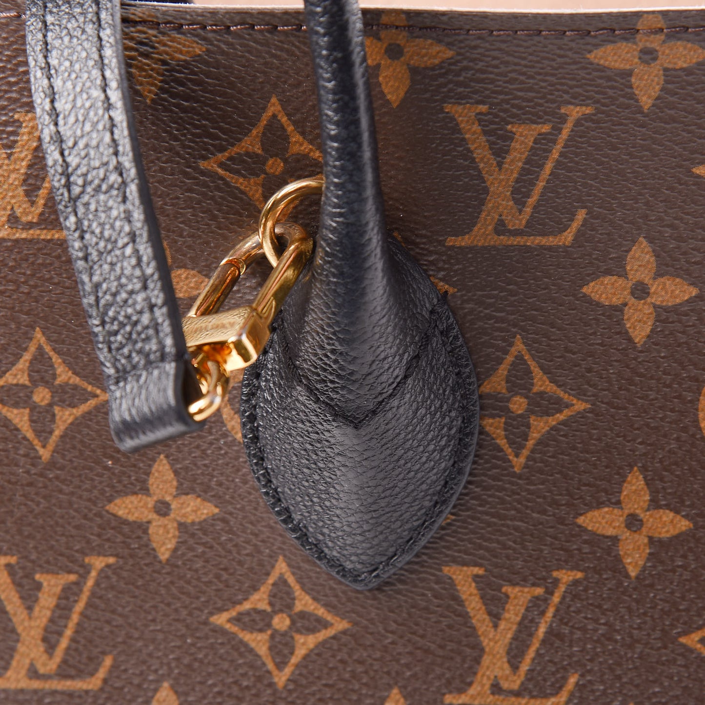 Monogram Flandrin Black
