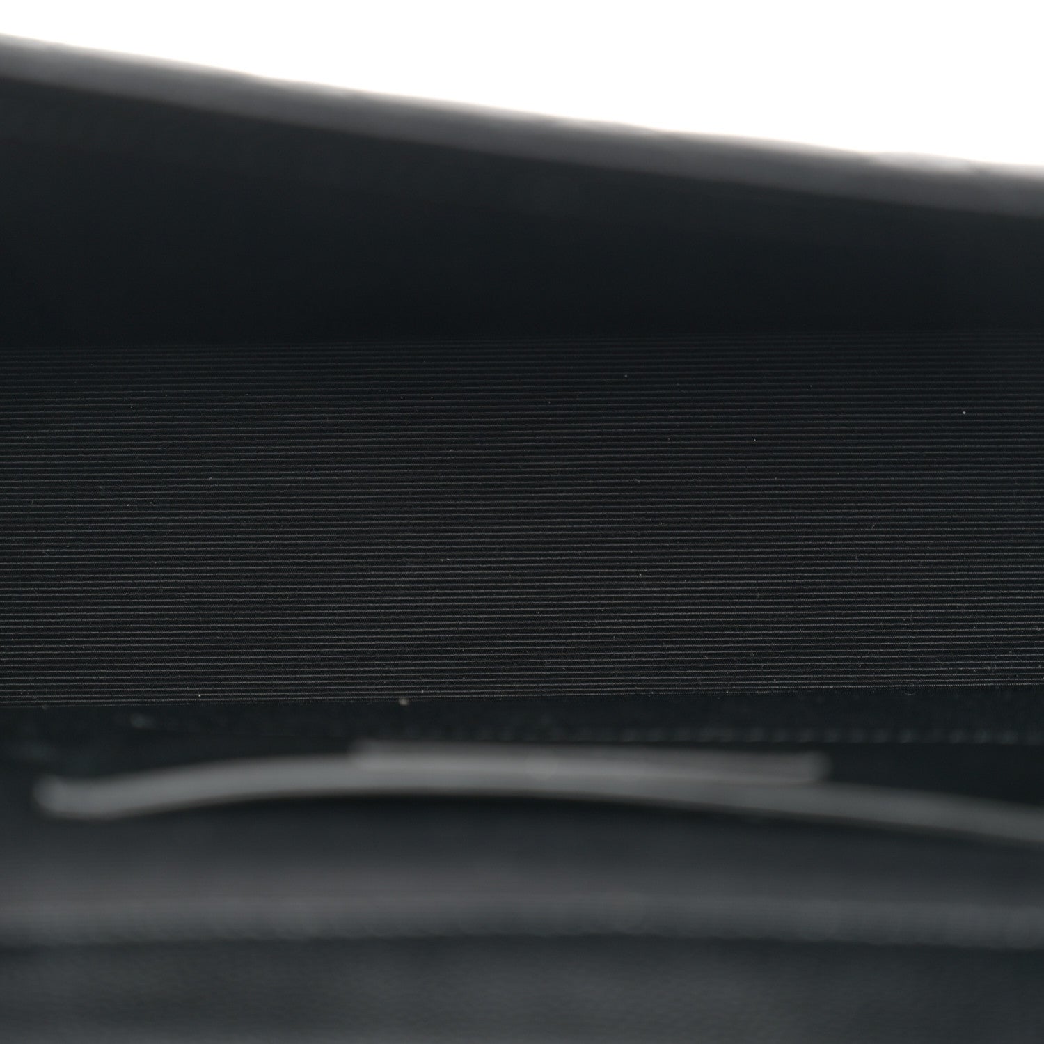 Saint Laurent Grain De Poudre Textured Mixed Matelasse Triquilt Medium Monogram Monochrome Satchel Black 5 of 11