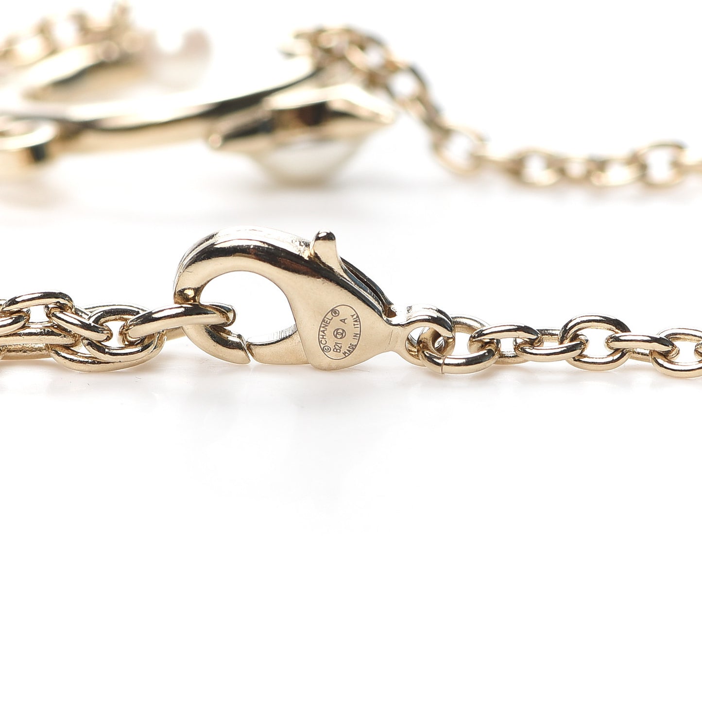 Pearl Logo Necklace Gold