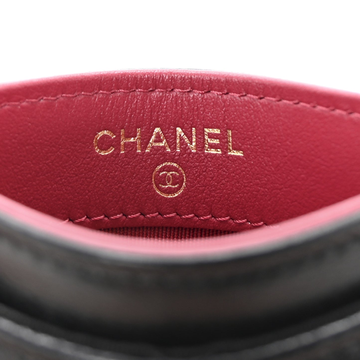 Shiny Goatskin Quilted Chanel 19 Card Holder Black