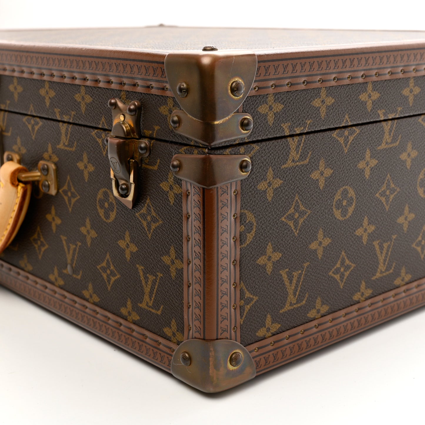 Monogram Bisten 50