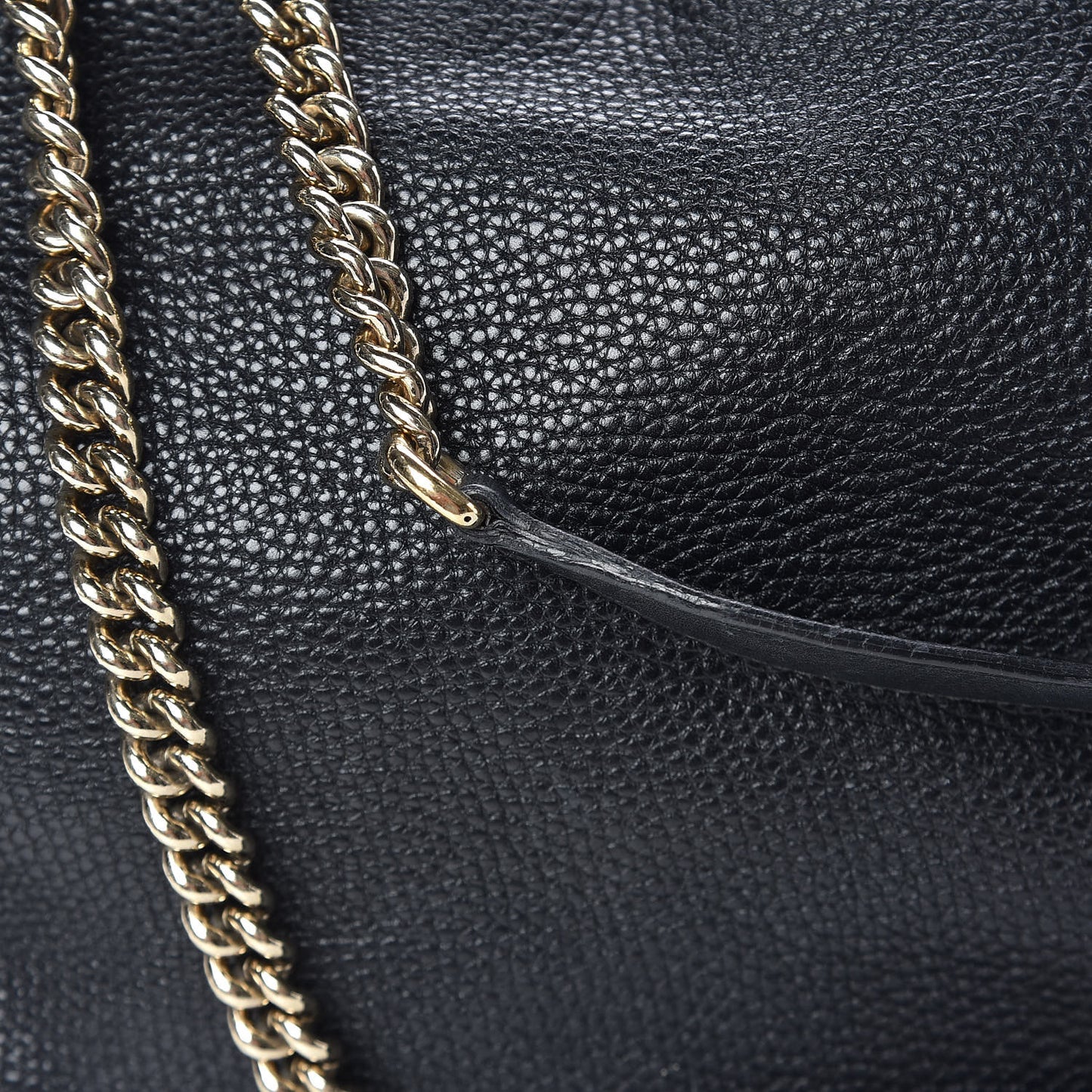 Pebbled Calfskin Medium Soho Chain Shoulder Bag Black