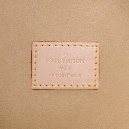 Louis Vuitton Monogram Manhattan GM 6 of 7