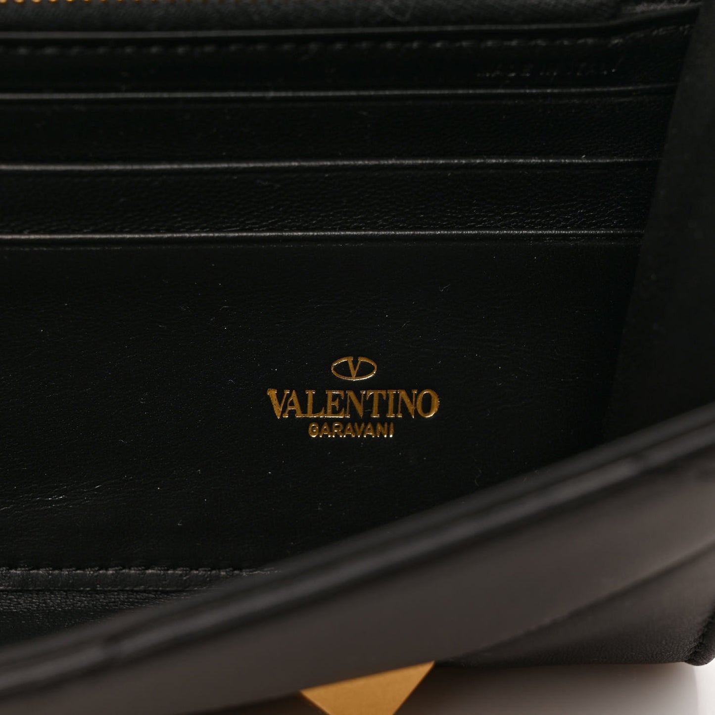 Nappa Roman Stud Wallet on Chain Black