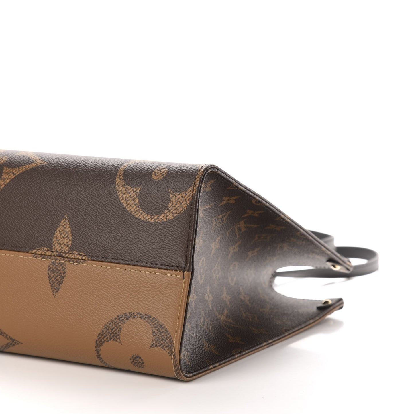 Reverse Monogram Giant Onthego MM