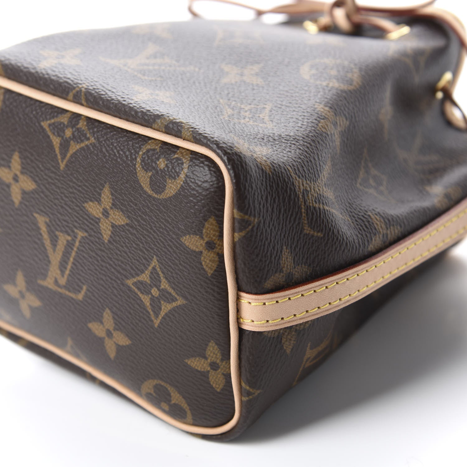 Louis Vuitton Monogram Nano Noe 7 of 10