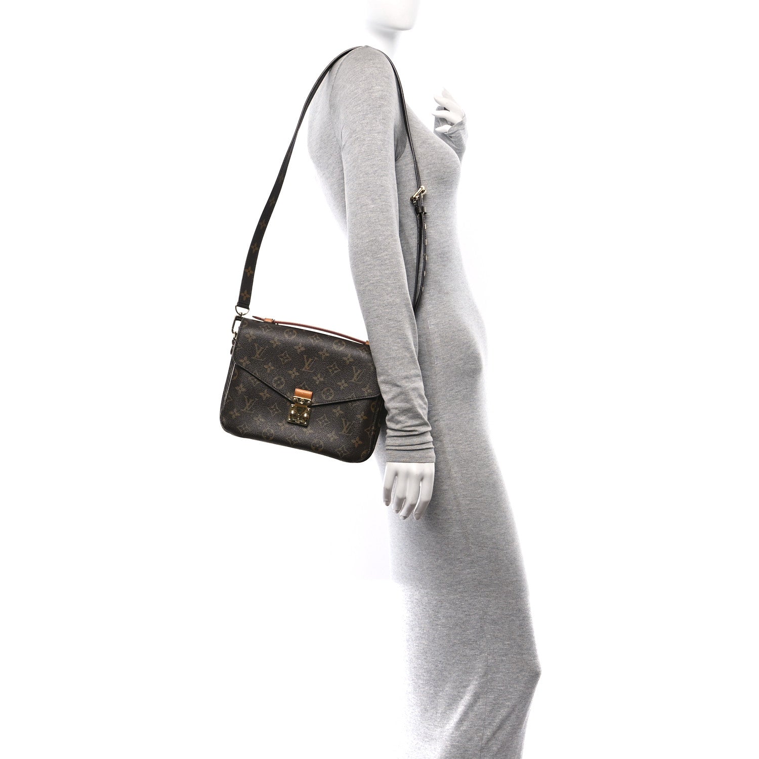Louis Vuitton Monogram Pochette Metis 2 of 10