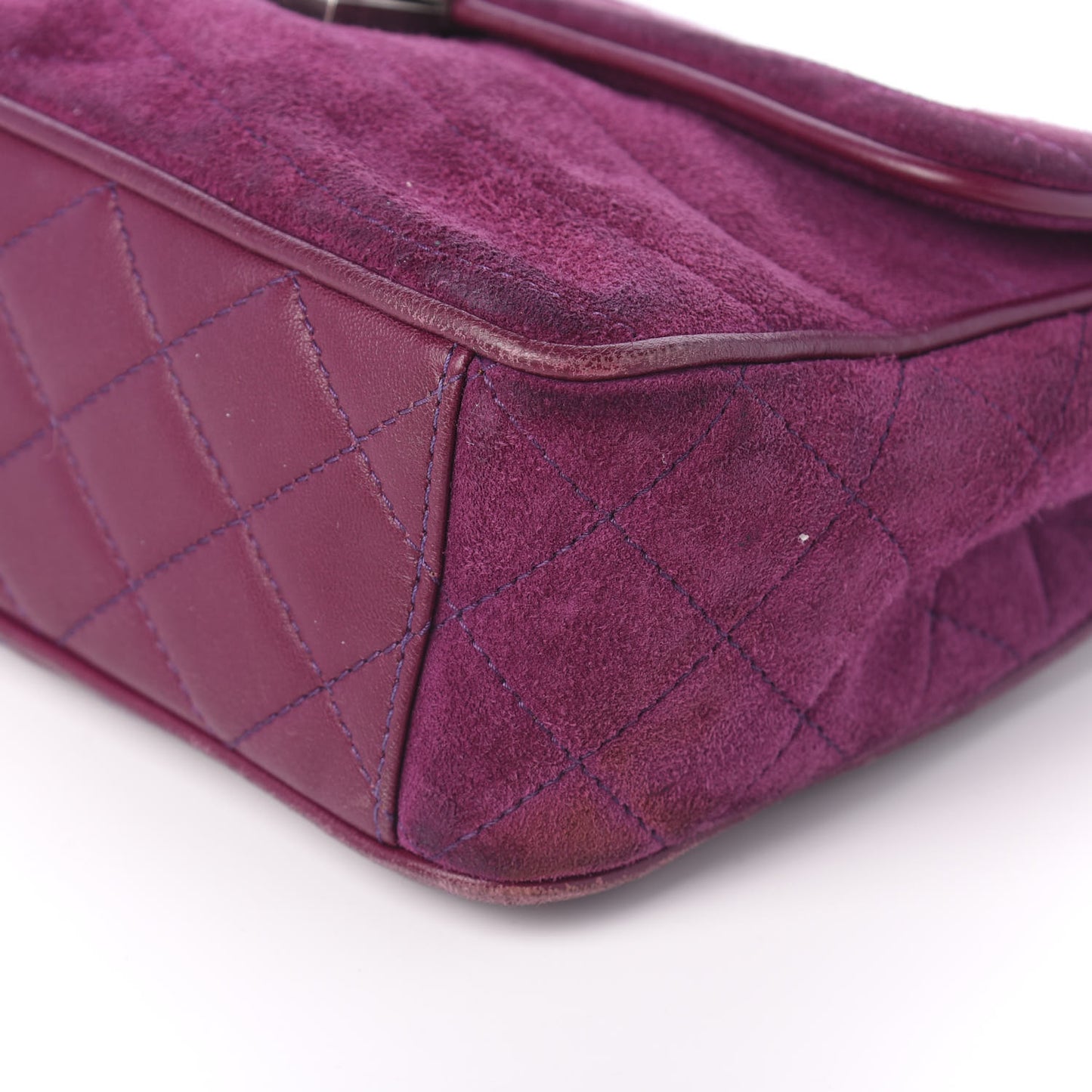 Suede Lambskin Scallop Quilted Medium Pagoda Flap Purple
