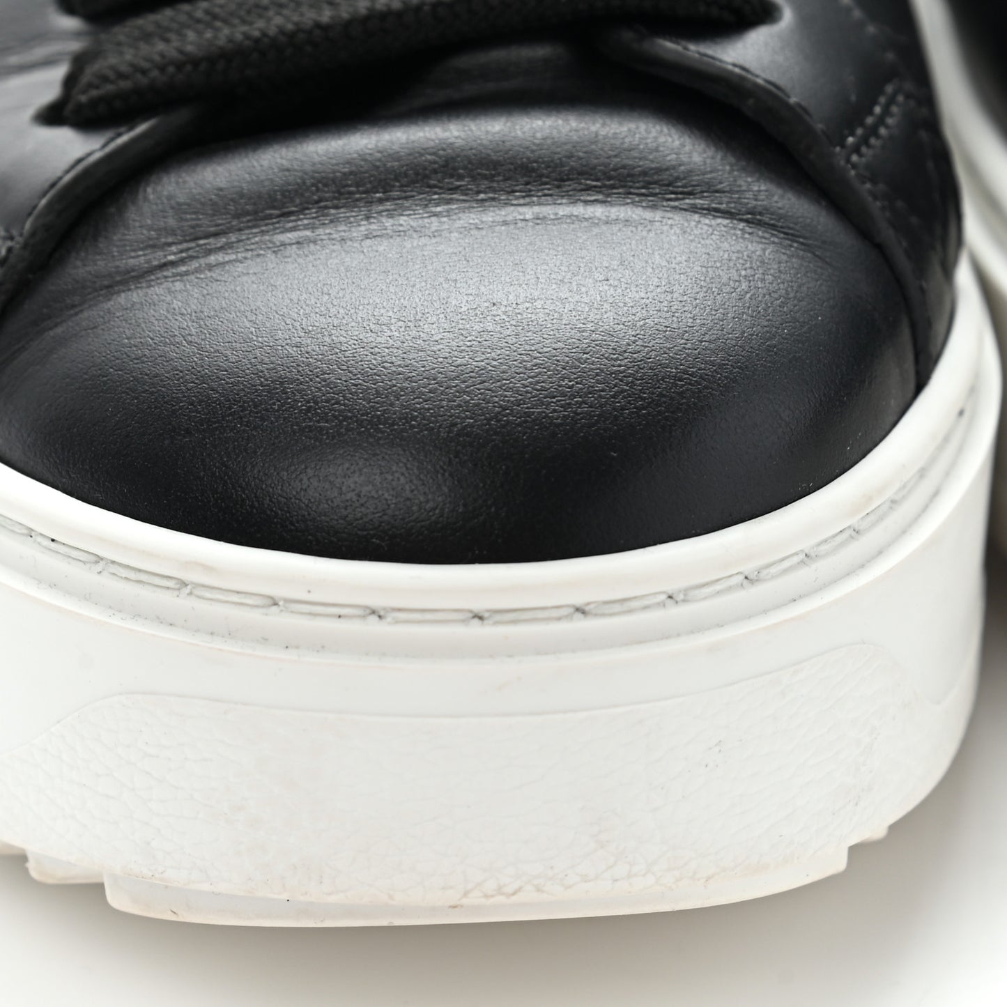 Calfskin Time Out Sneakers 38 Black
