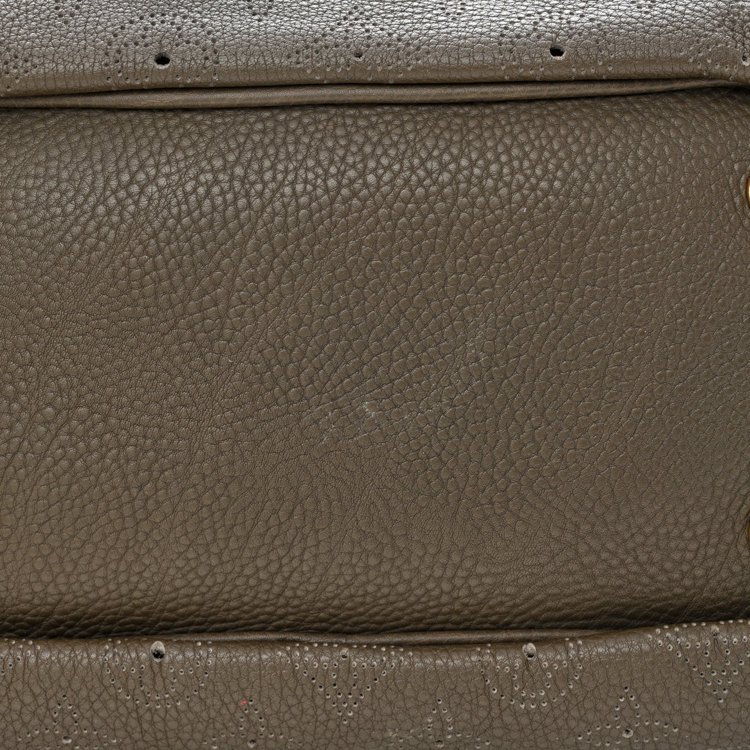 Louis Vuitton Mahina XL Taupe 11 of 12