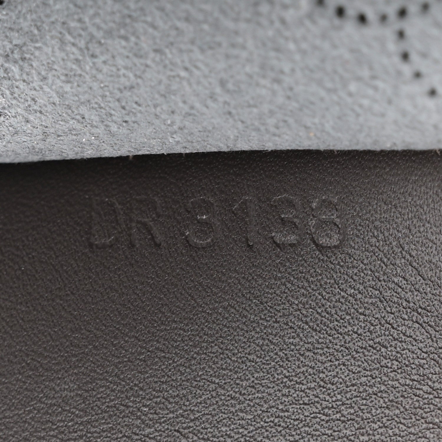 Louis Vuitton Mahina Girolata Black 8 of 11