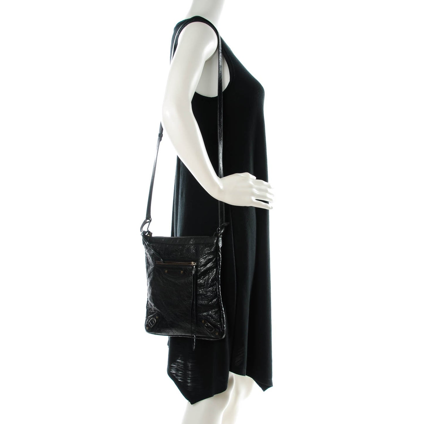 Agneau Classic Hardware Flat Crossbody Black