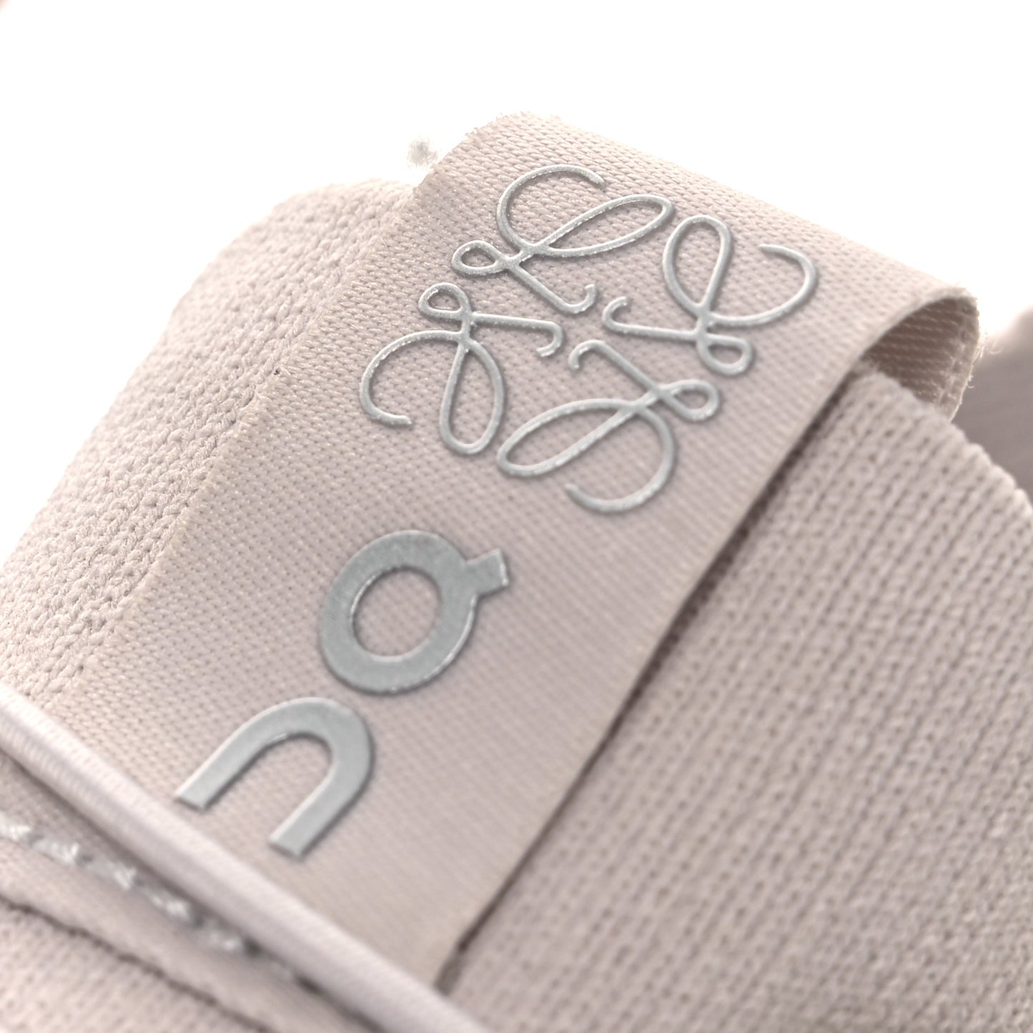 X ON Recycled Polyester Womens Cloudtilt Sneakers 39 Sand
