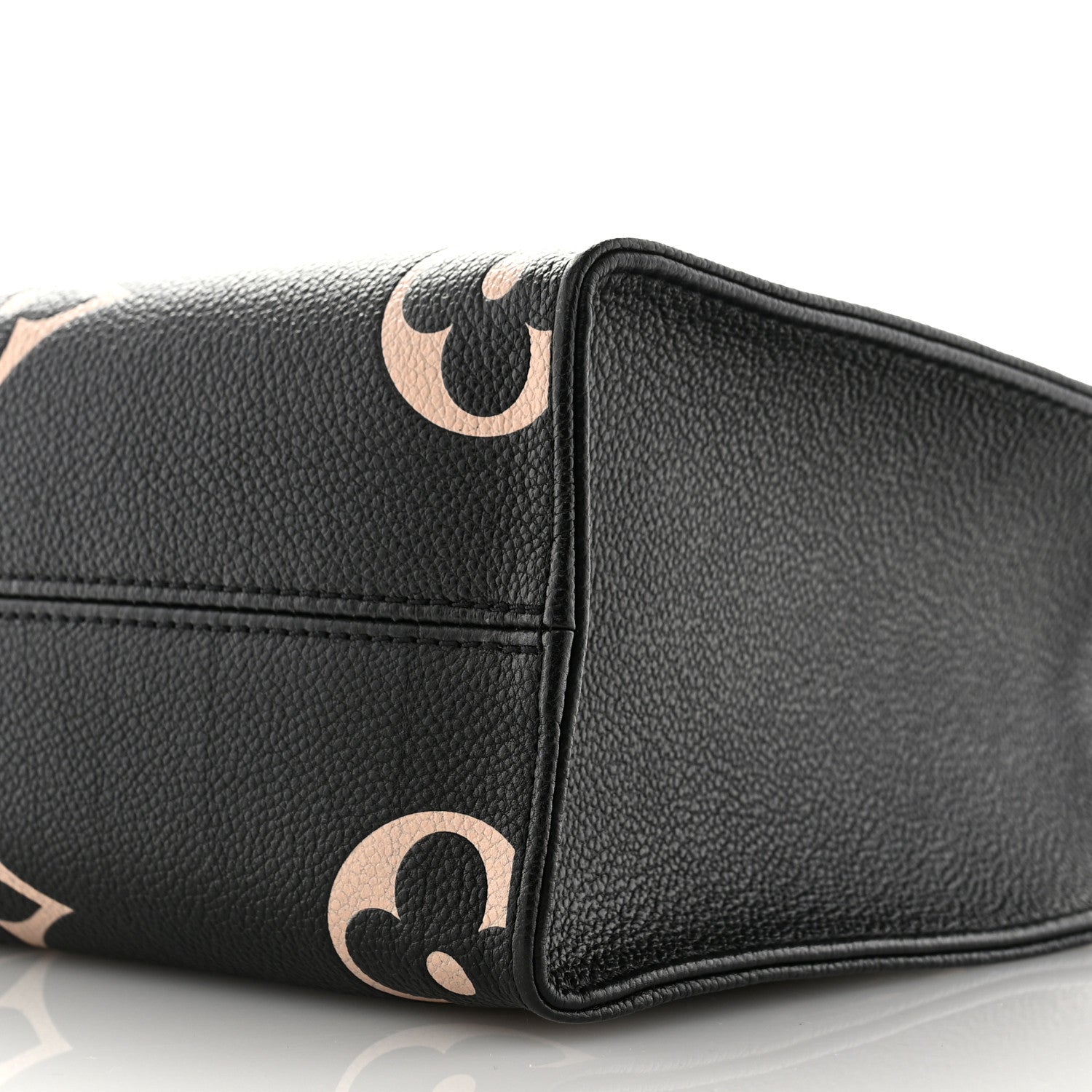 Louis Vuitton Empreinte Monogram Giant Onthego PM Black Beige 9 of 10