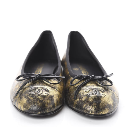 Chanel Laminated Suede Goatskin Cap Toe CC Ballerina Flats 38 Gold Black 3 of 7