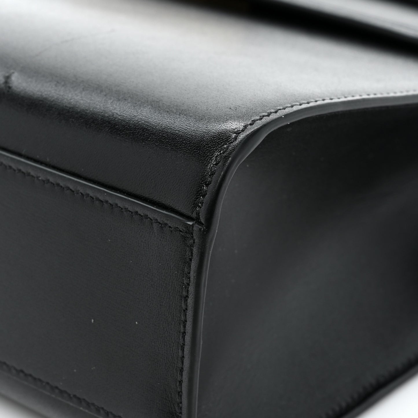 Smooth Calfskin Manhattan Shoulder Bag Black