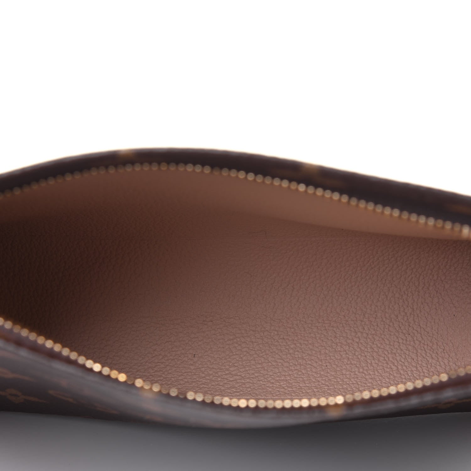 Louis Vuitton Monogram Toiletry Pouch 19 5 of 12