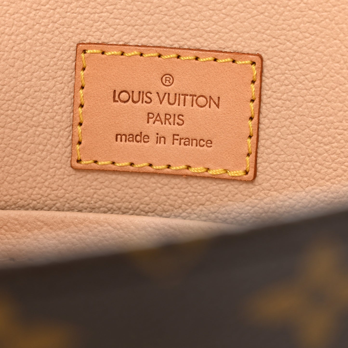 Monogram Sac Plat