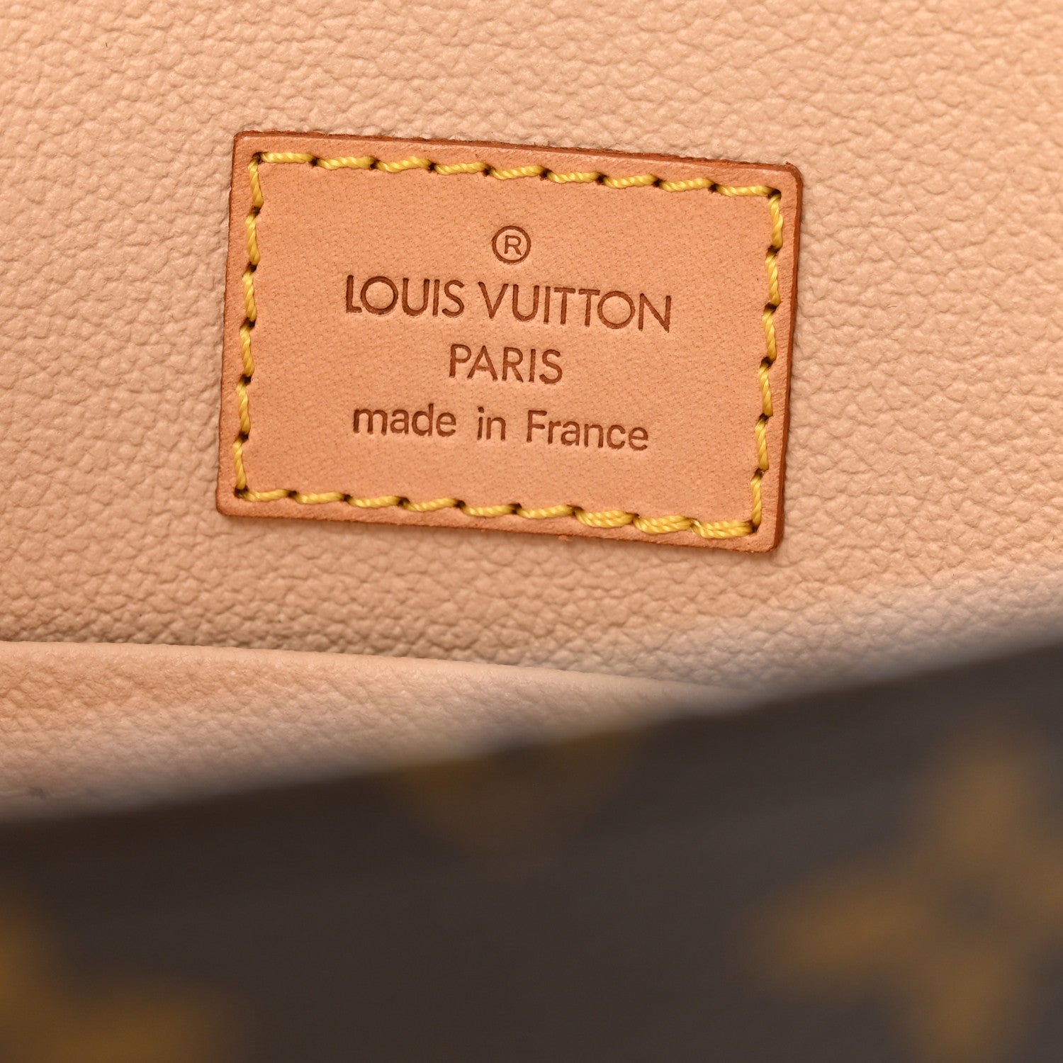 Louis Vuitton Monogram Sac Plat 6 of 12