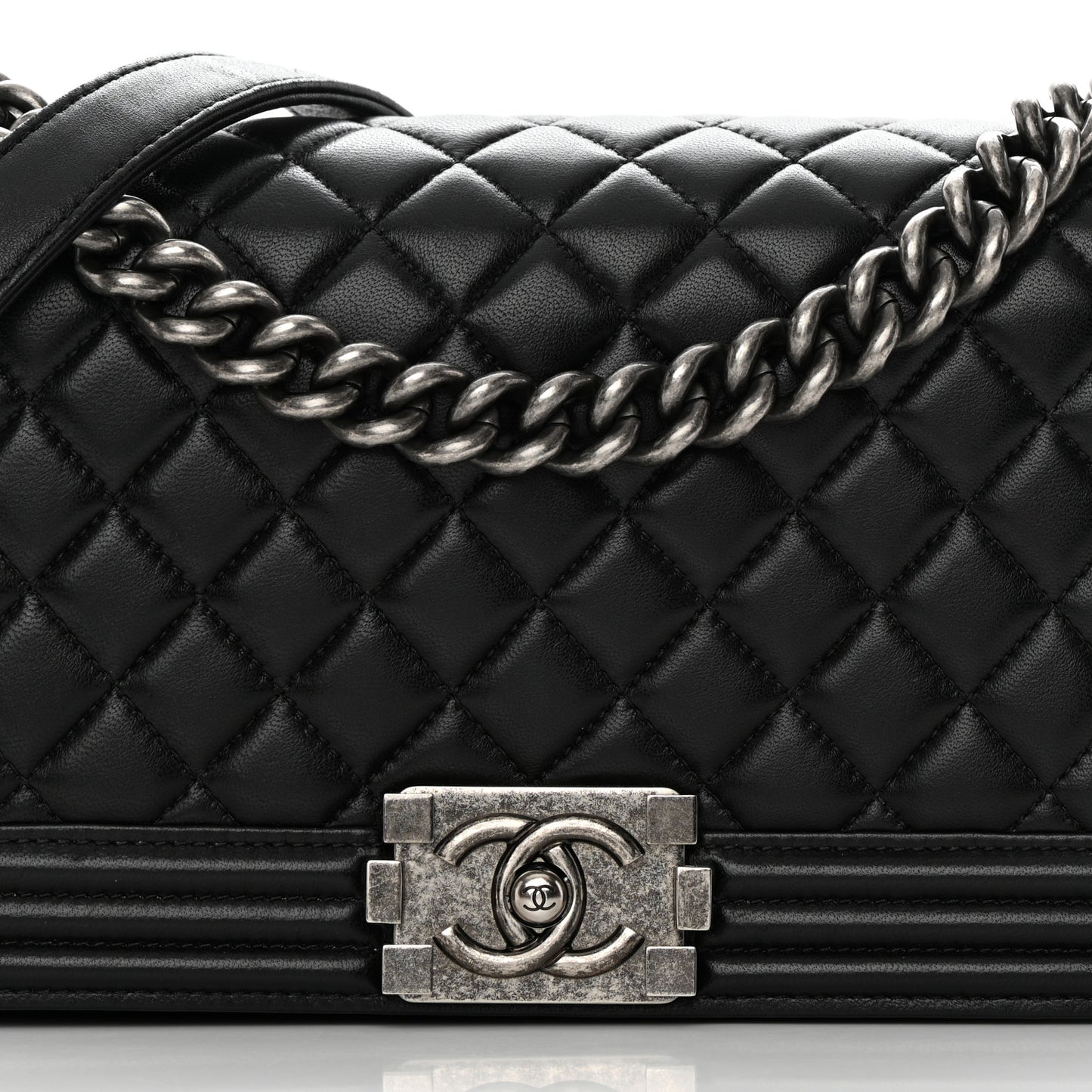 Lambskin Quilted Medium Boy Flap Black